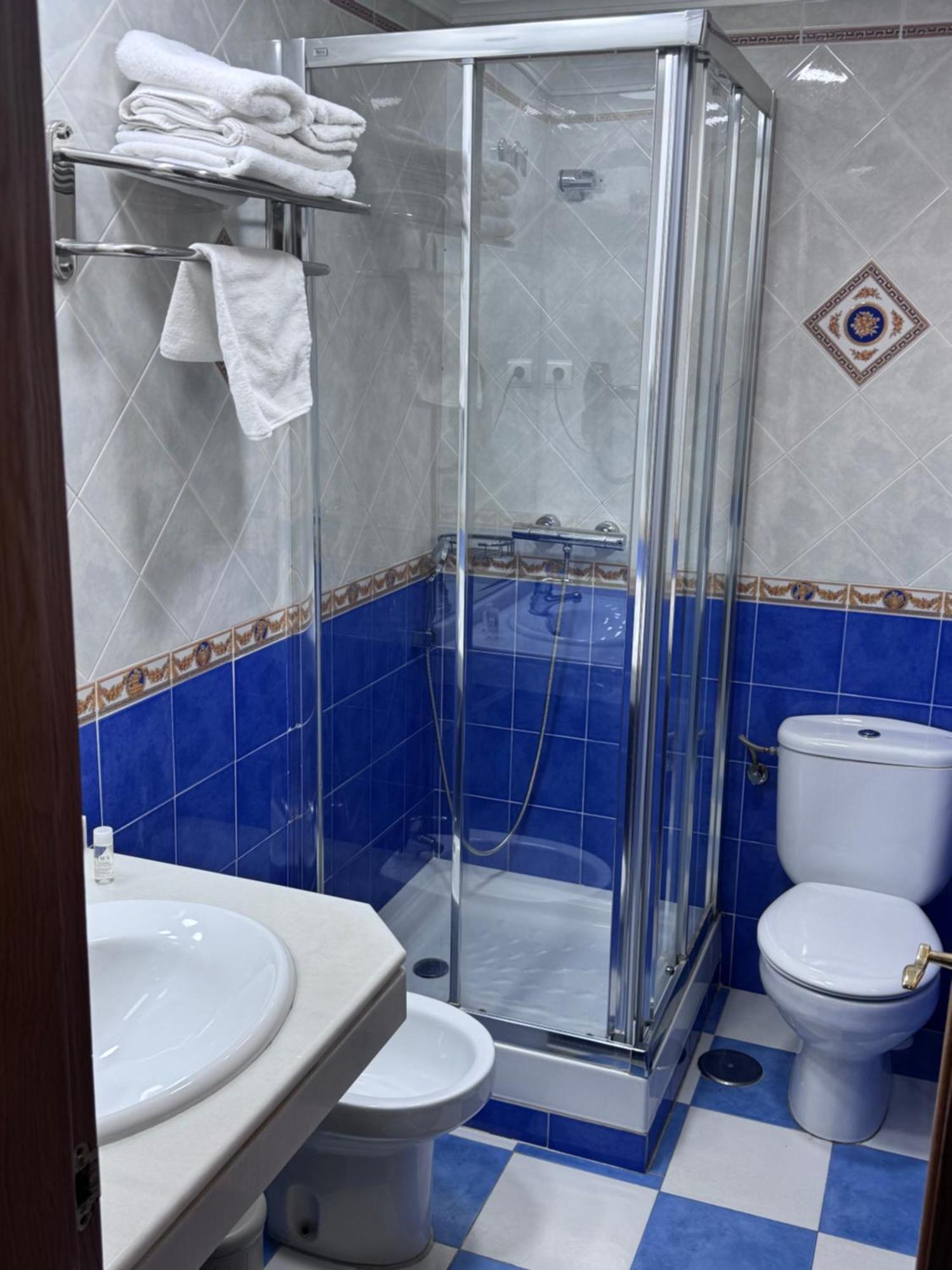 Apartamentos Nina De Oro Torremolinos Exterior foto